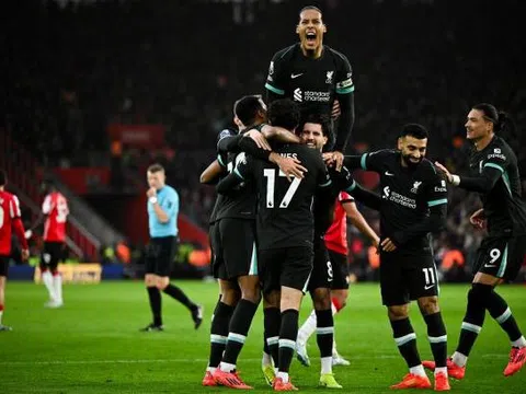 Liverpool thắng Southampton nhờ cú 'đúp' của Salah