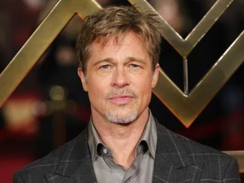 Brad Pitt vướng vào vụ lừa tình