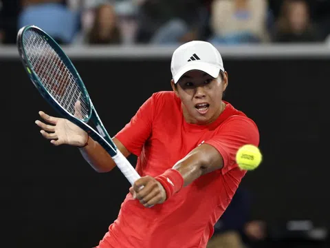 Tiến vào vòng 4 Australia Open, tay vợt gốc Việt sánh ngang Rafael Nadal