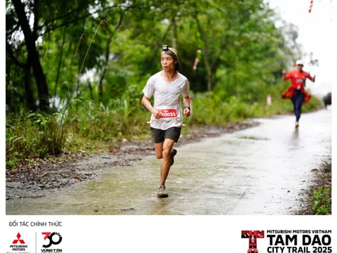 Lê Tấn Hi vô địch giải chạy Tam Đảo City Trail