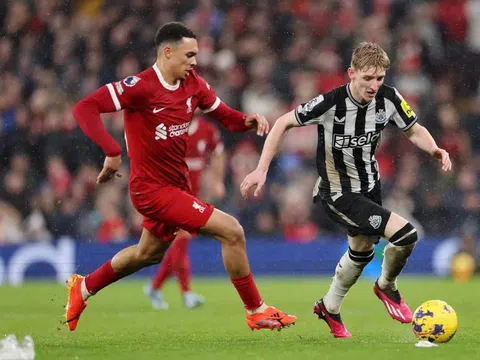 Nhận định Liverpool vs Newcastle, 03h15 ngày 27/2: Tiến gần tới ngôi vương