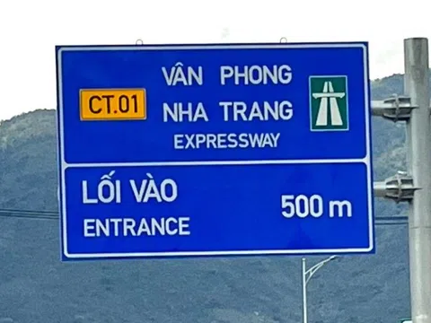 Cao tốc Vân Phong - Nha Trang bị trộm hàng rào bảo vệ