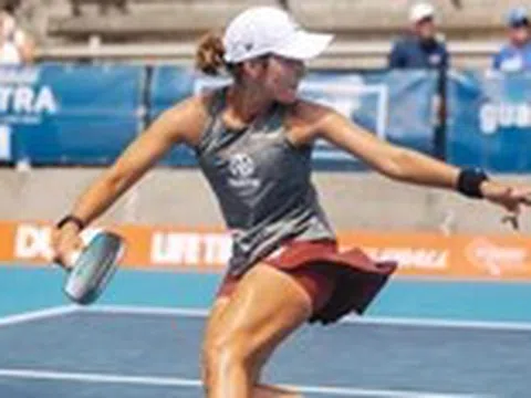 Pickleball là môn thể thao dễ chơi, nhưng cũng dễ chấn thương, vì sao?