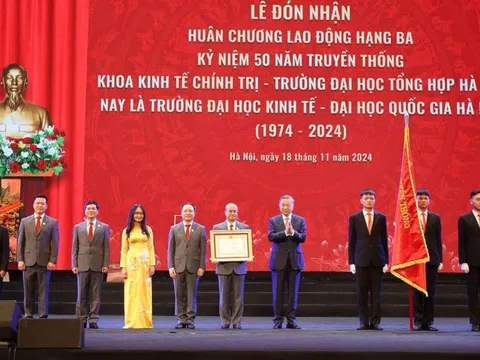 Lần đầu tiên Trường Đại học Kinh tế, Đại học Quốc gia Hà Nội có lĩnh vực lọt top 400 thế giới