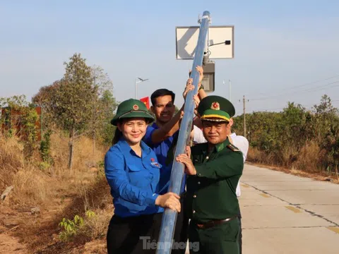 Nghĩa tình ‘tháng ba biên giới’ tại Đắk Lắk