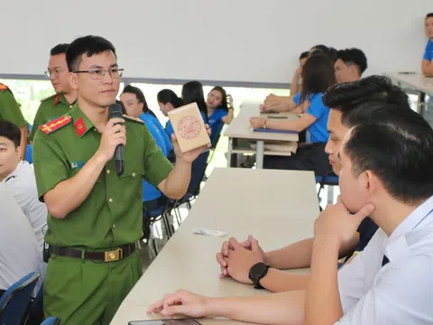 Gương mặt trẻ Việt Nam tiêu biểu 2024 - Đại úy Trần Vĩnh Chiến tuyên truyền phòng chống tội phạm ma túy