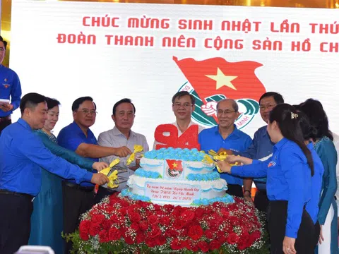 Thanh niên làm giàu hành trang của mình bằng tri thức và kỹ năng