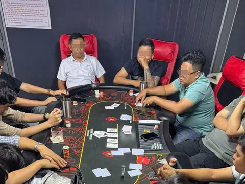 Phá ổ poker tiền tỷ trong khu cán bộ giảng viên Đại học Cần Thơ