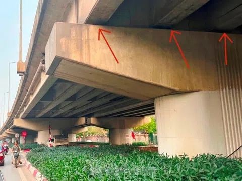 Sửa chữa gấp các gối trụ cầu Vành đai 3 trên cao bị xô lệch