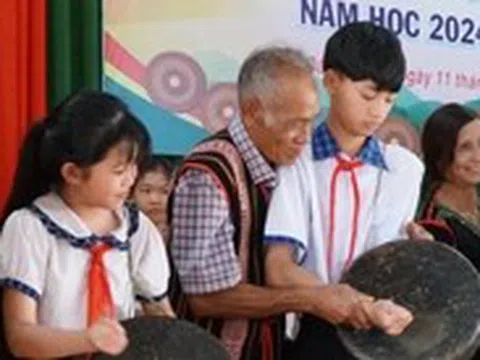 Những tiết học ngoại khóa rộn ràng cùng tiếng cồng chiêng M'nông