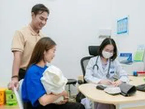 Nhà thuốc Long Châu tiên phong đưa giải pháp dự phòng viêm phổi do RSV trên thế giới để bảo vệ