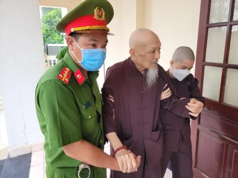 Thủ đoạn né tội loạn luân tại 'tịnh thất Bồng Lai'; Tin mới vụ 4 tiếp viên hàng không xách ma túy