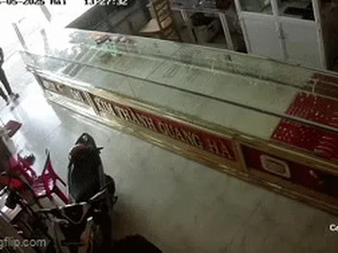 Bắt anh em ruột cướp tiệm vàng ở TPHCM