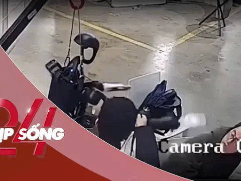 NHỊP SỐNG 24: Robot AI bất ngờ đuổi đánh các kỹ sư trong phòng thí nghiệm