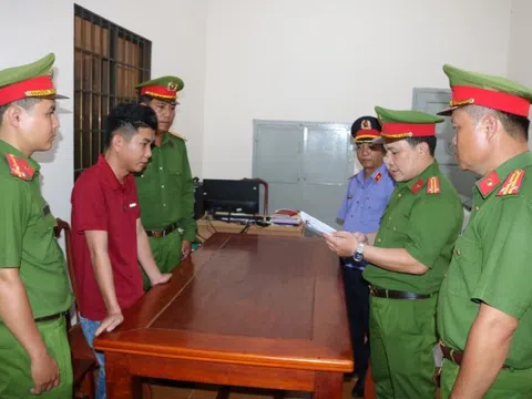 Bắt hai cha con phối hợp lừa người phụ nữ hơn 10 tỷ đồng