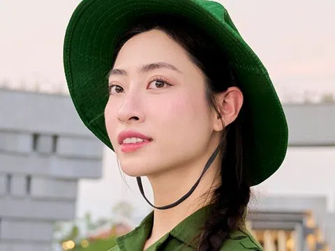 Lương Thùy Linh dự Lễ tưởng niệm các anh hùng liệt sĩ tại Điện Biên