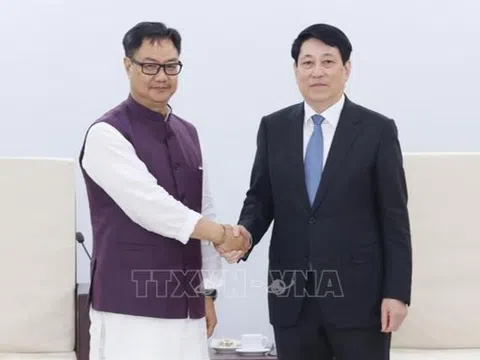 Bộ trưởng của Ấn Độ ngưỡng mộ cách Việt Nam tổ chức Đại lễ Phật đản Vesak