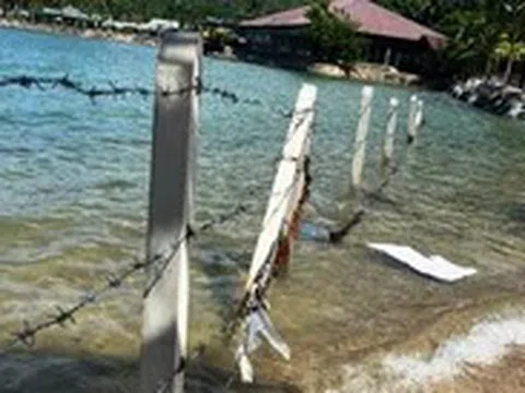 Vụ rào bãi biển Nha Trang: Hoàn Cầu Nha Trang đã tự tháo dỡ, cam kết xong trước 10-5