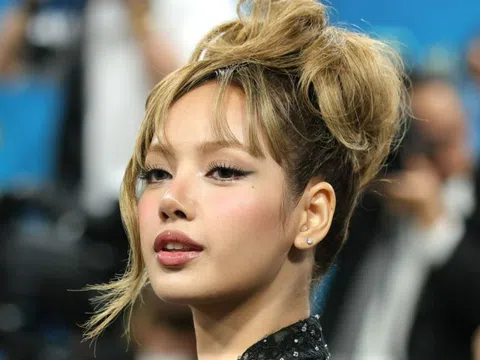 Lisa (BlackPink) gây phẫn nộ