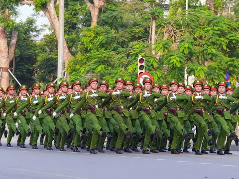 Hải Phòng phân luồng giao thông buổi hợp luyện đội ngũ, diễu hành quần chúng