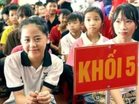 Dạy 2 buổi/ngày không thu phí: Chờ sớm có hướng dẫn
