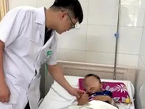 Cảnh báo tai nạn từ máy ép nước mía, bé trai 6 tuổi bị cuốn cả bộ phận sinh dục