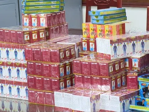 Thứ trưởng Bộ Y tế: Luật có đủ, công điện liên tiếp vì sao hàng giả vẫn lộng hành?