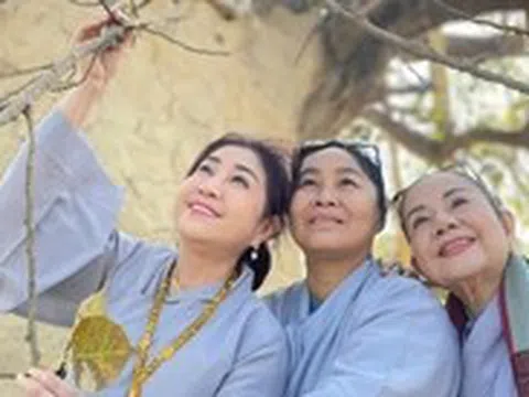 Thoại Miêu, Phượng Loan, Võ Minh Lâm… hát với lòng tôn kính trong mùa Phật đản