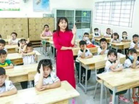 Giáo viên giảm thời gian cho gia đình để dạy thêm, tăng thu nhập không có gì sai, nhưng...