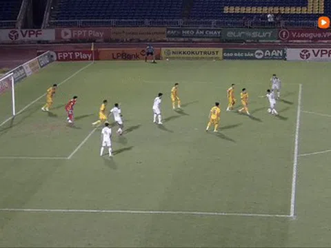 HIGHLIGHTS SLNA 2-1 Hà Nội: Phút bù giờ nghiệt ngã khiến sân Vinh câm lặng