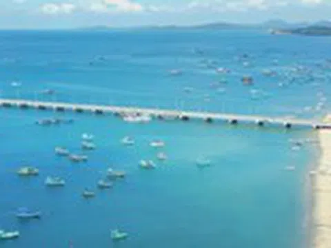 Cuộc thi clip ‘50 năm - Tỏa sáng miền Nam’: Viên ngọc giữa trùng khơi