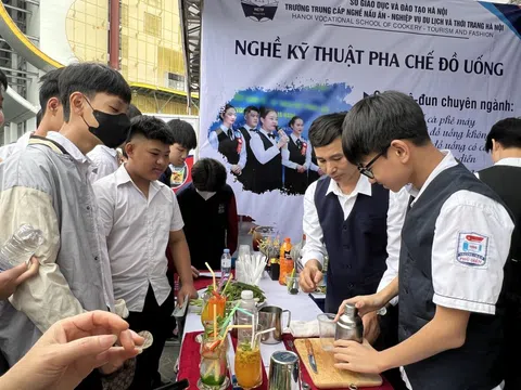 Hơn 10.000 học sinh, sinh viên tham gia ngày hội giáo dục nghề nghiệp