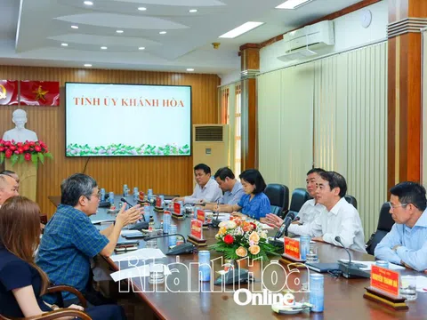 Bí thư Tỉnh ủy Khánh Hoà làm việc với Hiệp hội Phát triển Điện ảnh Việt Nam về Dự án Làng Hoà Bình sáng tạo Nha Trang