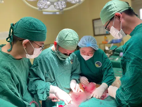 Chủ quan với căn bệnh 'sát thủ thầm lặng' người phụ nữ suýt bị cưa chân