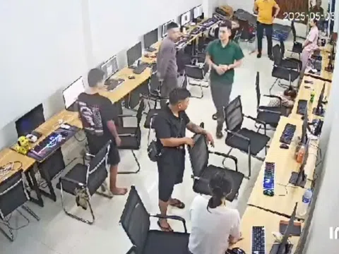 Hà Nội: Tạm đình chỉ công tác cán bộ công an phường bị tố đánh một cô gái