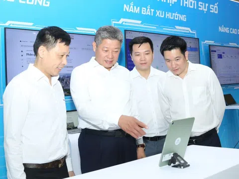 Al làm công cụ, không làm chủ ngòi bút của nhà báo
