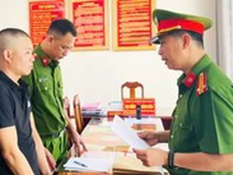 Bắt người nhẫn tâm lừa đổi vé số giả trúng thưởng, chiếm đoạt tiền của người khuyết tật