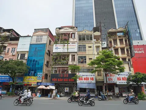 Giá nhà mặt phố Hà Nội vượt 400 triệu đồng/m2