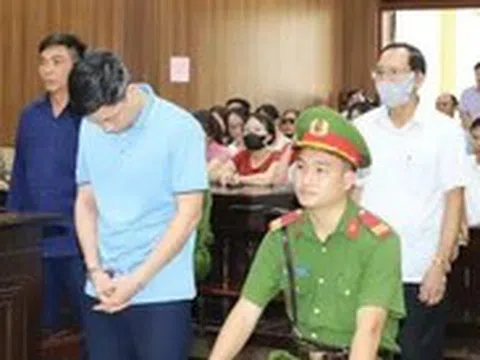 Cựu chủ tịch huyện Quảng Xương lãnh 5 năm tù vì cấp giấy trái pháp luật cho 92 hộ dân