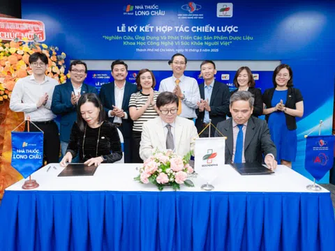 Long Châu hợp tác cùng Viện Công Nghệ Tiên Tiến - Viện Hàn Lâm KH&CN phát triển dược phẩm bảo vệ sức khỏe người Việt