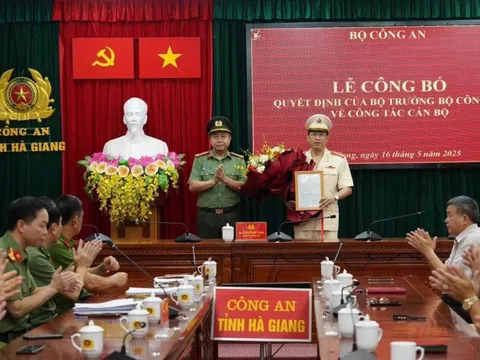 Công bố quyết định của Bộ trưởng Công an về công tác cán bộ