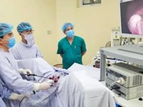 Lần đầu tiên mổ ung thư không để lại sẹo