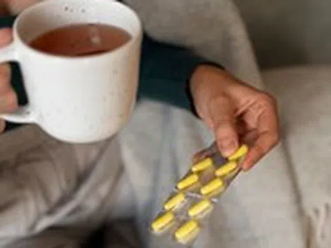 7 loại thuốc không nên uống cùng lúc với cà phê