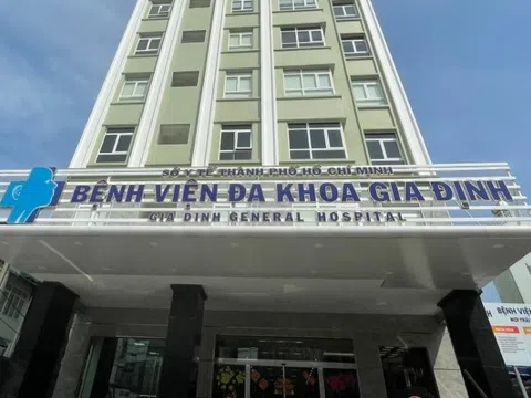 Nữ bệnh nhân nước ngoài sốc nhiễm trùng sau hút mỡ bụng
