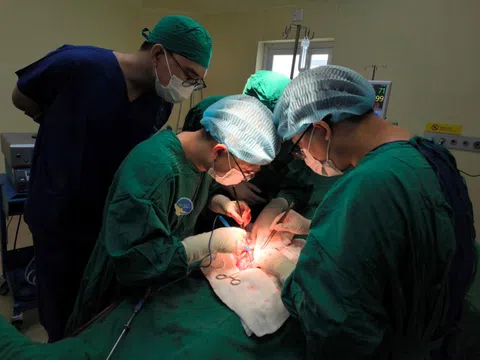 Ung thư dương vật, phải cắt bỏ 'của quý' vì chủ quan với vết sùi nhỏ
