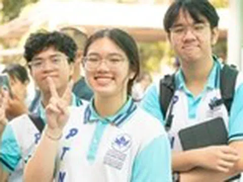 3509 thí sinh thi vào lớp 10 Trường Phổ thông Năng khiếu