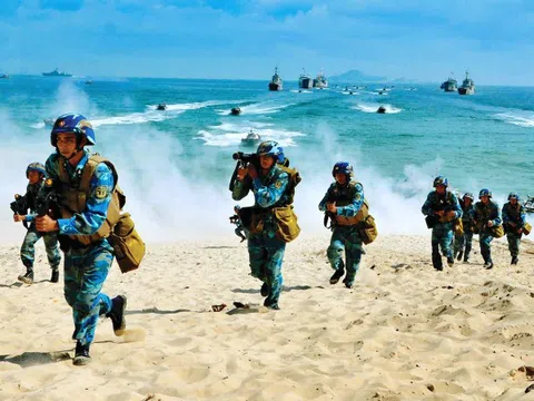 Vùng 4 Hải quân không để bị động, bất ngờ, sẵn sàng chiến đấu bảo vệ chủ quyền biển đảo