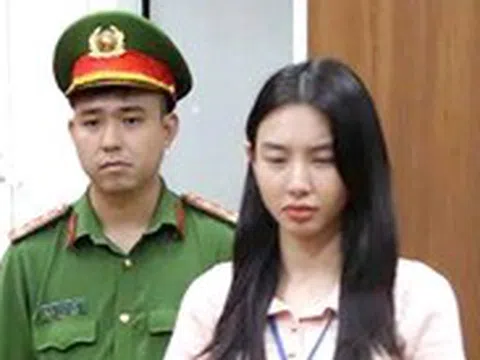 Hoa hậu Thùy Tiên 'bỏ túi' gần 7 tỉ đồng từ phi vụ bán kẹo Kera