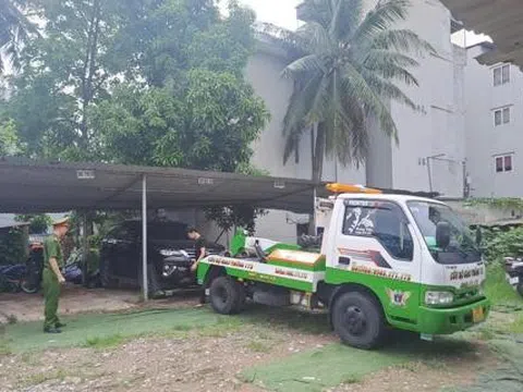 Hà Nội: Bắt đầu 'chiến dịch' giải tỏa 50 bãi trông giữ ô tô trái phép tại quận Hoàng Mai