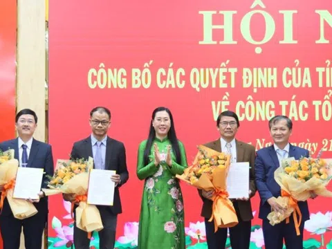 Công bố quyết định sáp nhập Đài Phát thanh và Truyền hình vào Báo Quảng Ngãi